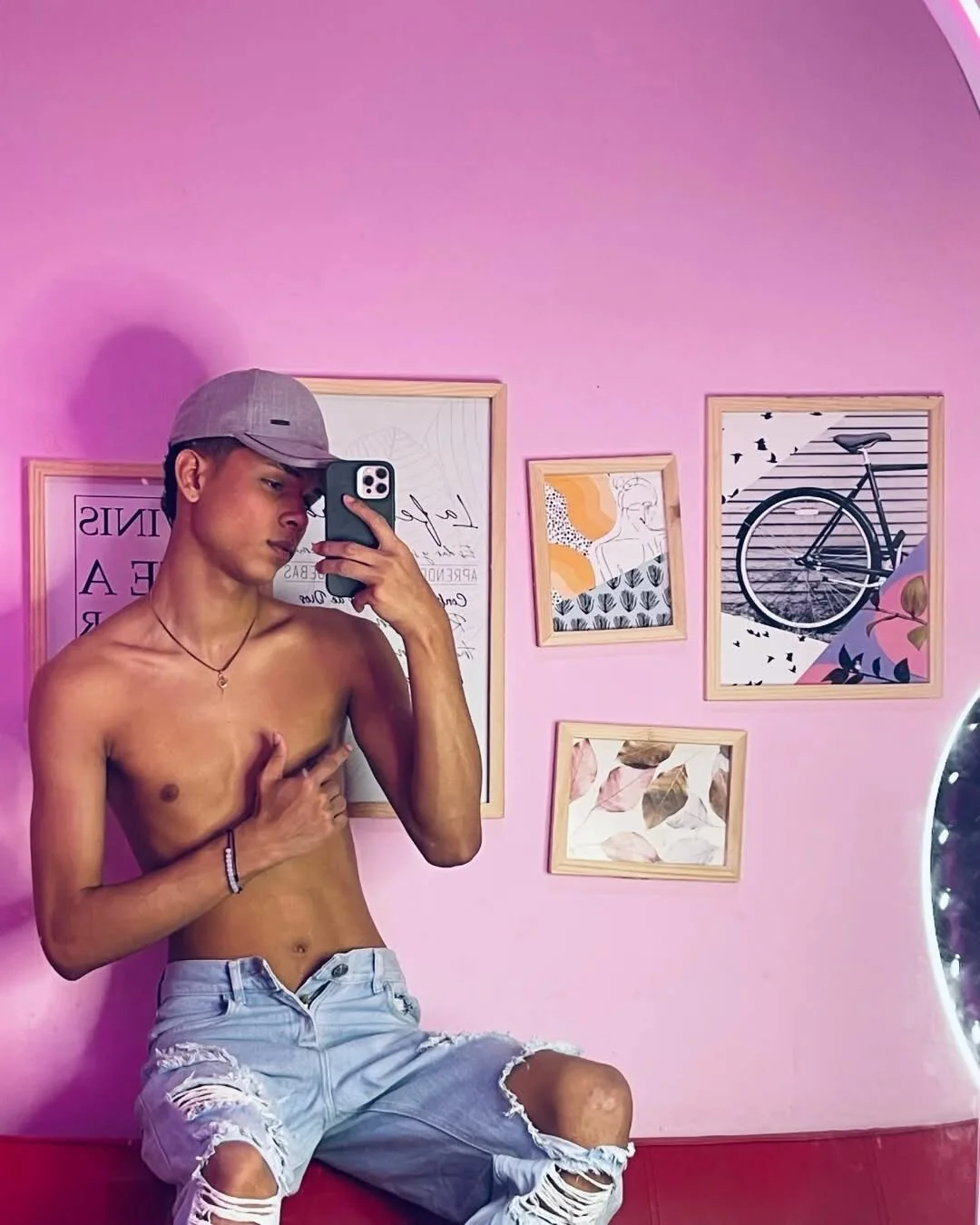 XXX Porn Photo of Nude boyswantingplay 30