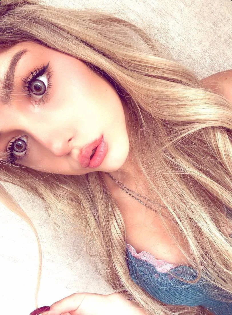 XXX Porn Photo of Nude tessaticklejokes 5