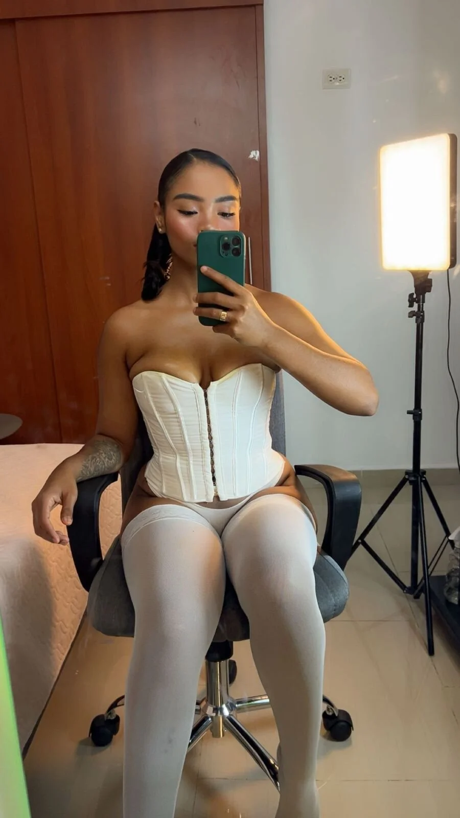 XXX Porn Photo of Nude mishell- 3