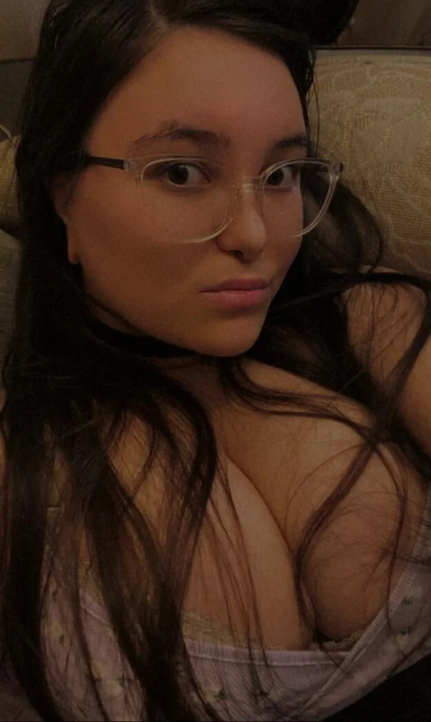 XXX Porn Photo of Nude girl_julia 4