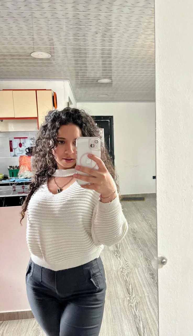 XXX Porn Photo of Nude katniss_everdeen_ 6