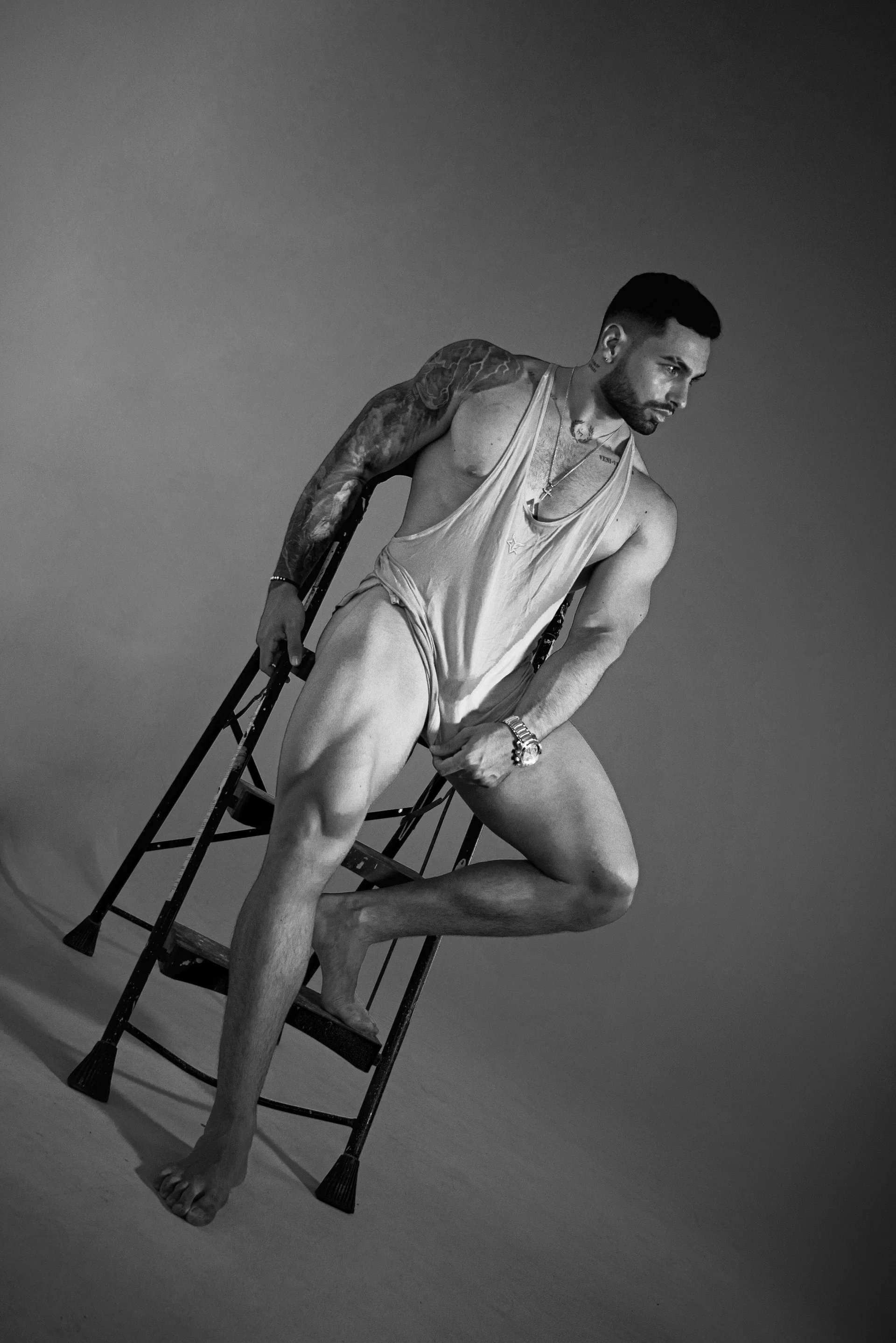 XXX Porn Photo of Nude john_king29 4