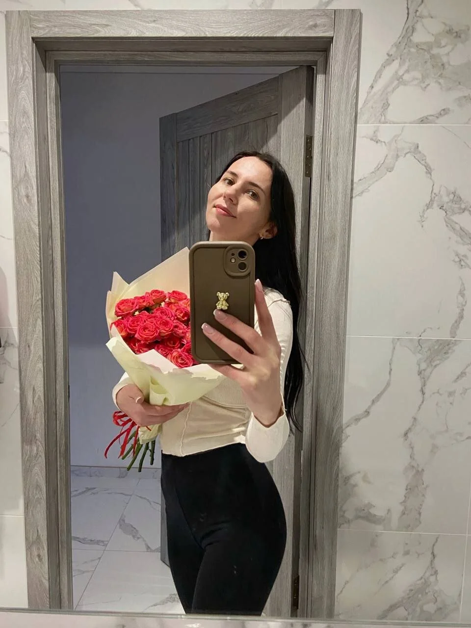 XXX Porn Photo of Nude Oliviyaa_kiss_ 2