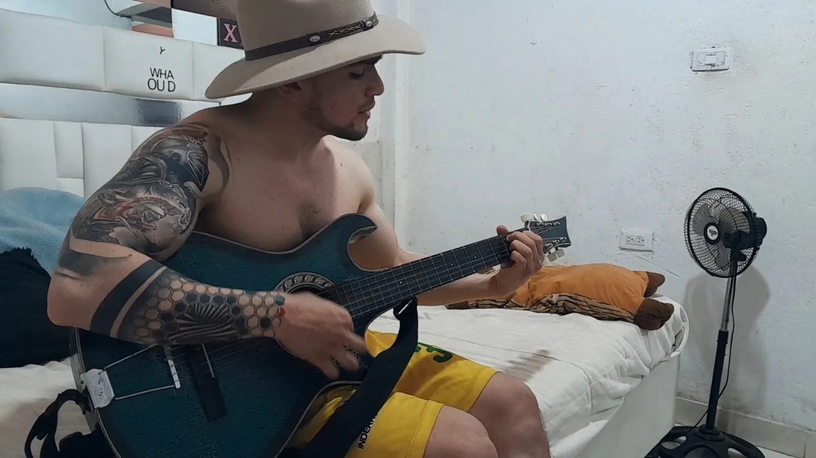 XXX Porn Photo of Nude Sexy_Alejandro_ 6
