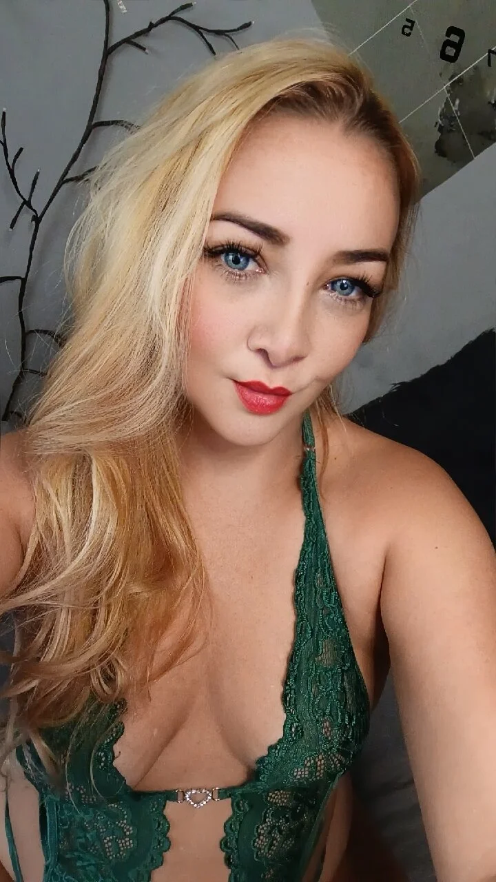 XXX Porn Photo of Nude adriana_p25 24