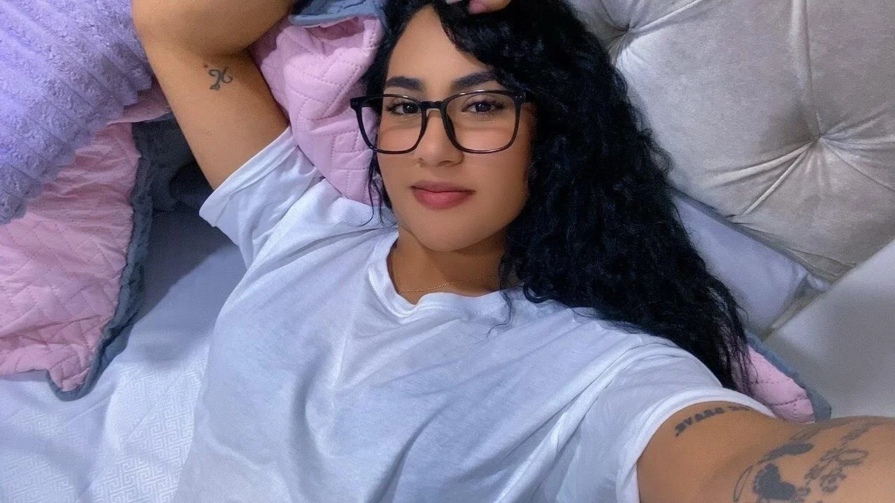 XXX Porn Photo of Nude Kiara_Kismet_ 2