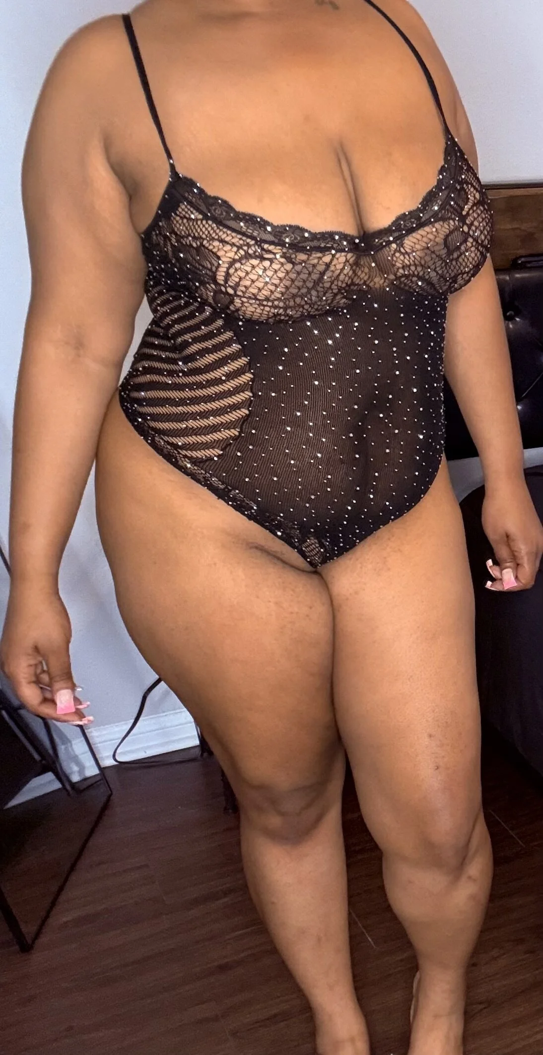 XXX Porn Photo of Nude BiggJuiciiee 2