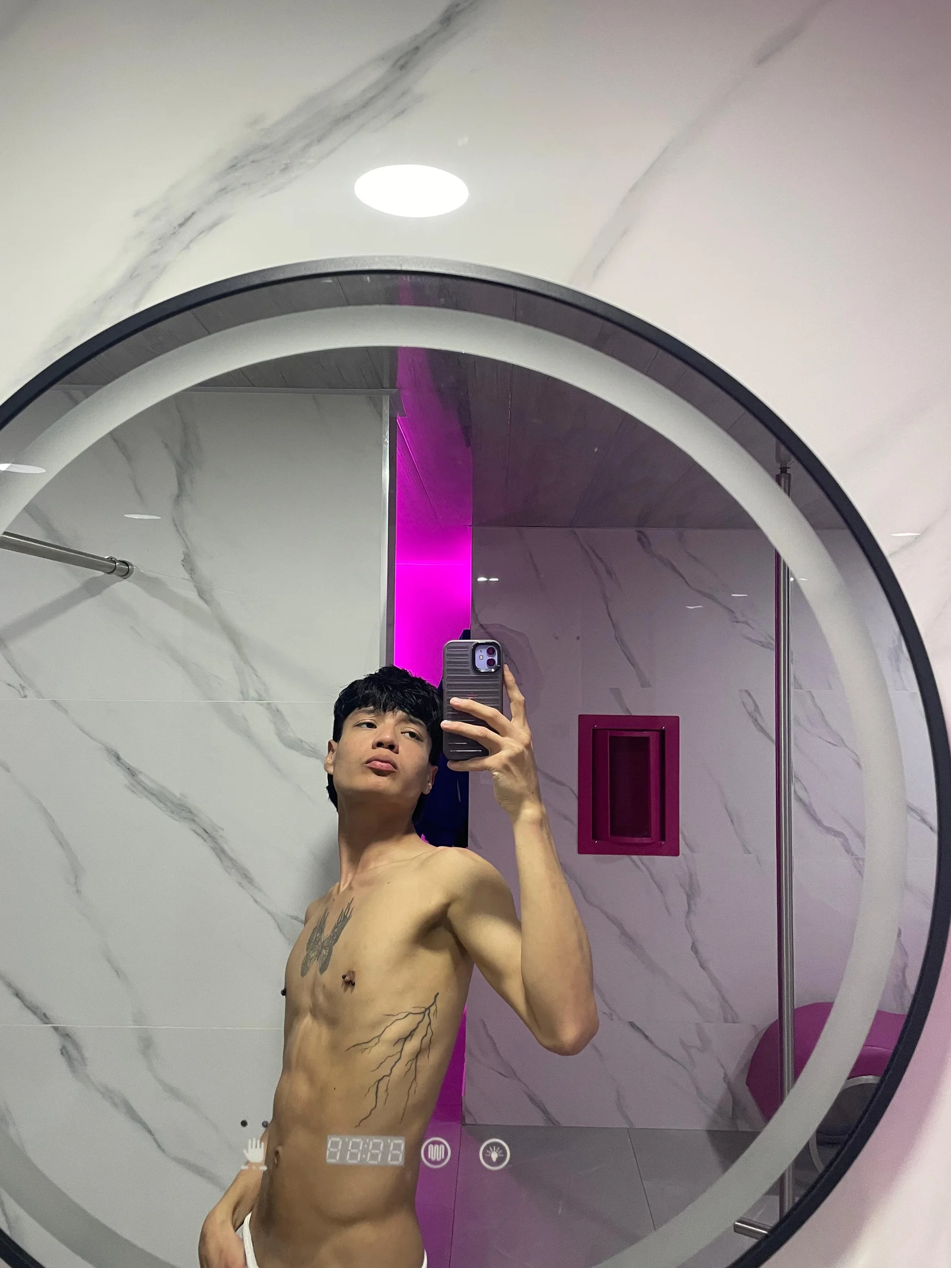 XXX Porn Photo of Nude alex_russo__ 5