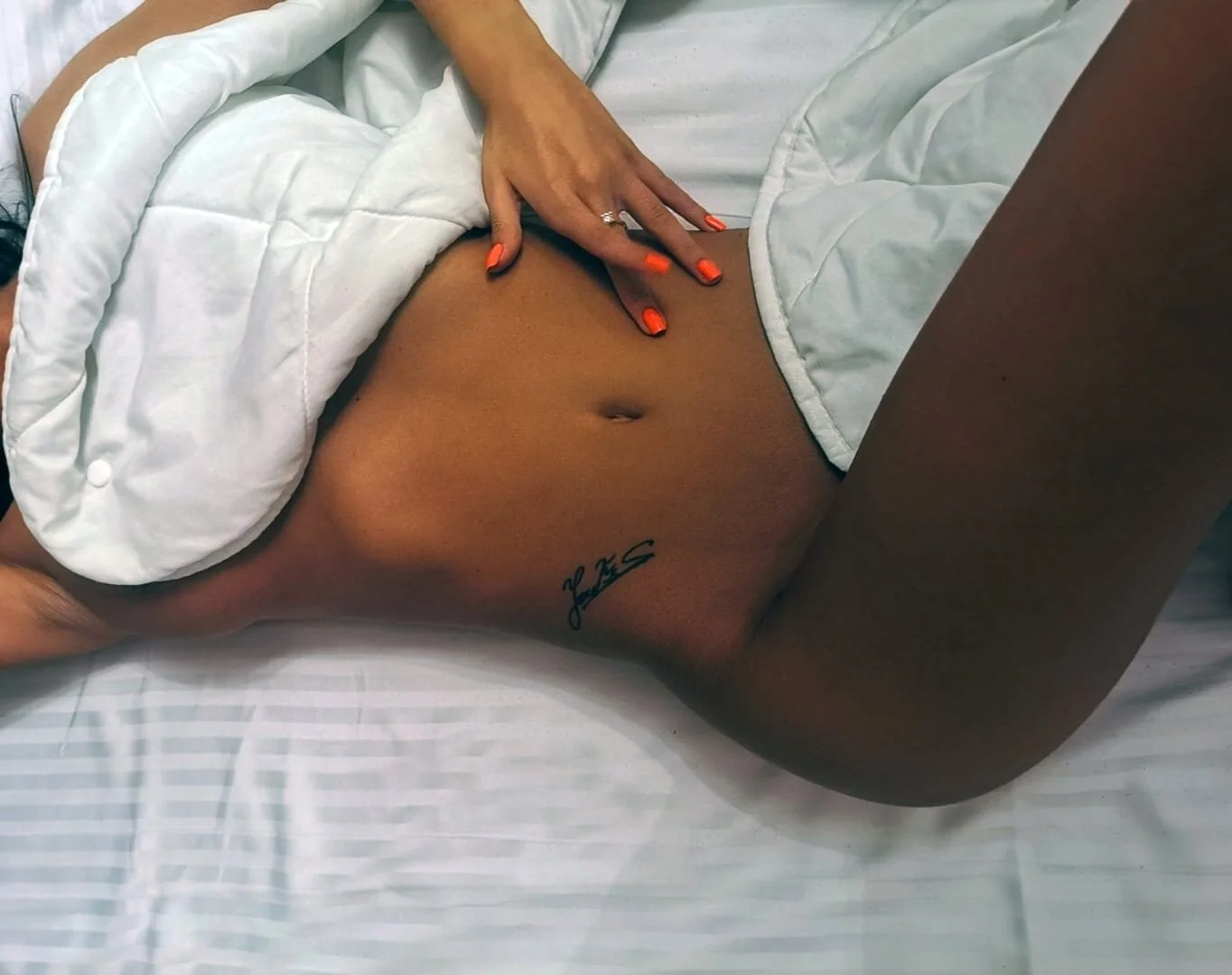 XXX Porn Photo of Nude Anna_Lewis 3