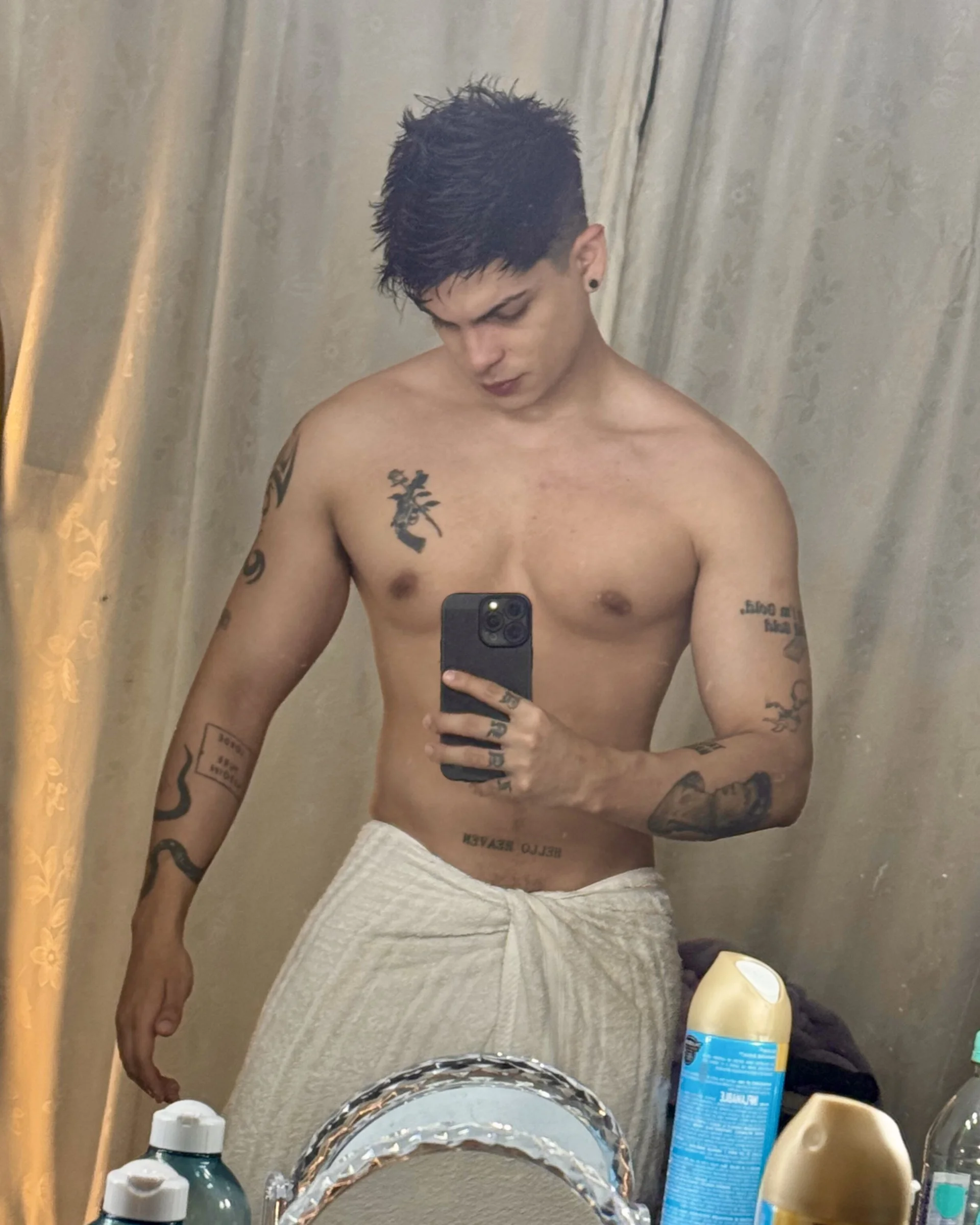 XXX Porn Photo of Nude charlie_hotxxx 20