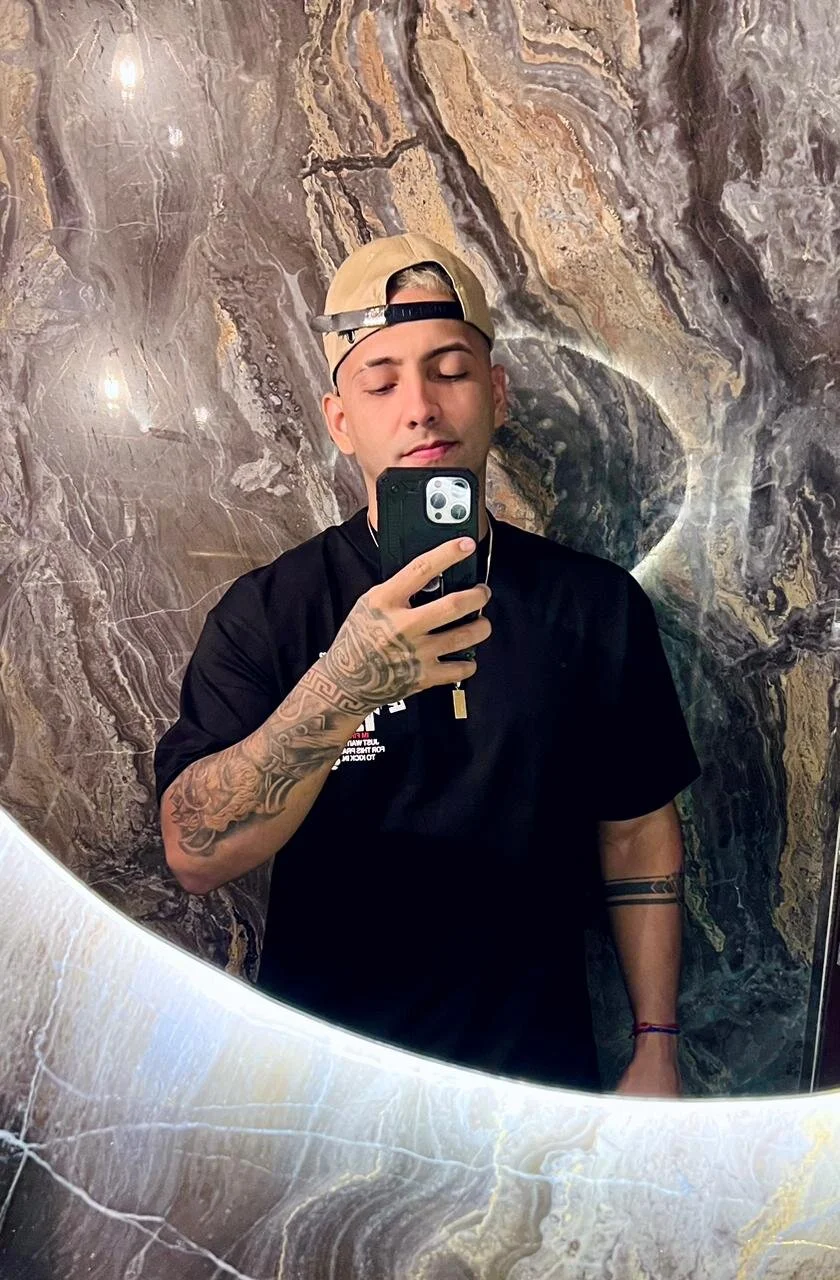 XXX Porn Photo of Nude alex_oficial 23