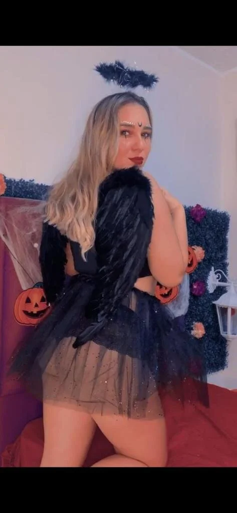 XXX Porn Photo of Nude AlyssonKim 5