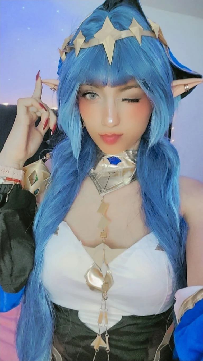 XXX Porn Photo of Nude holy_juli 29