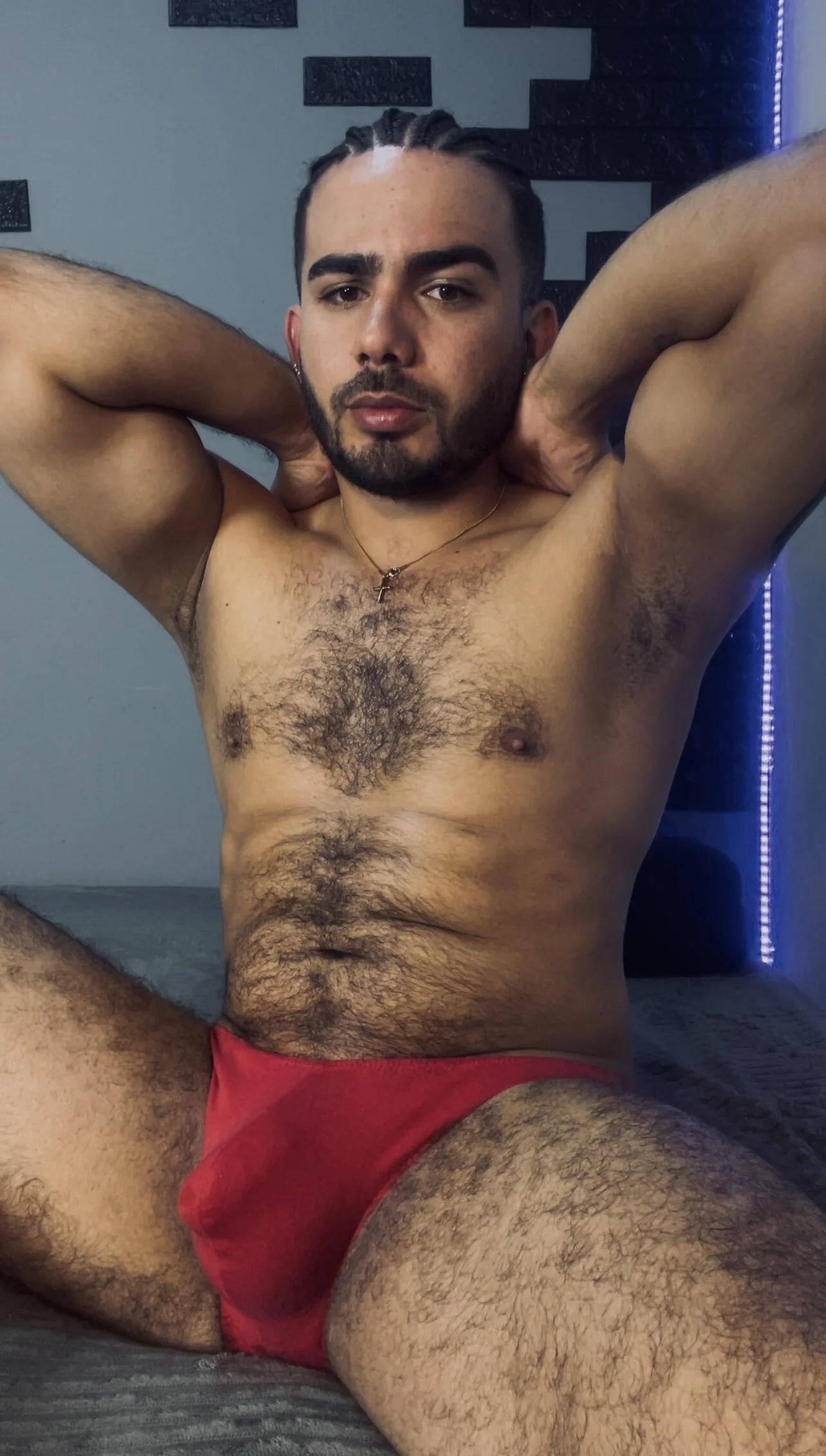 XXX Porn Photo of Nude adamhairy 102