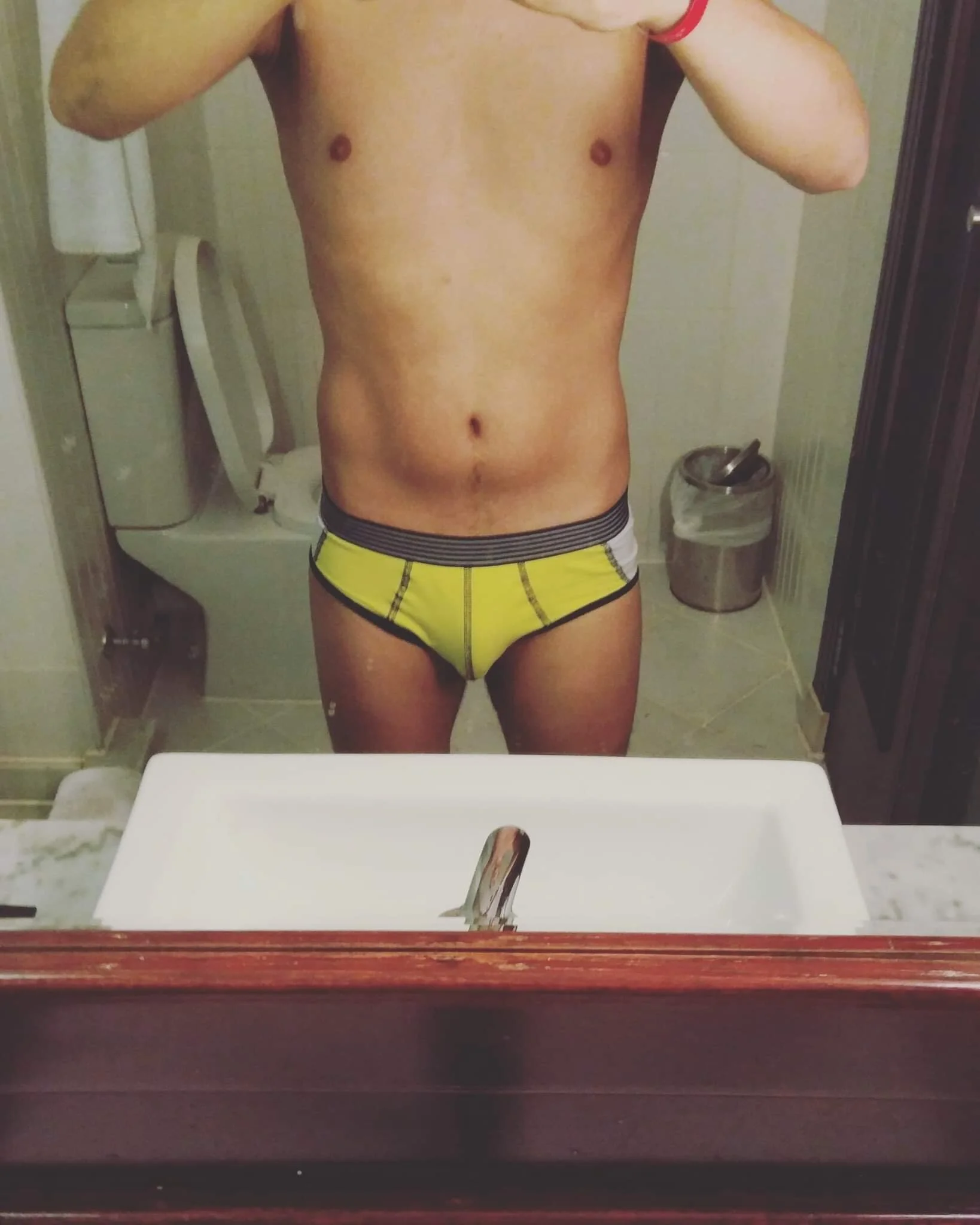 XXX Porn Photo of Nude Egyptian-HugeDick 2