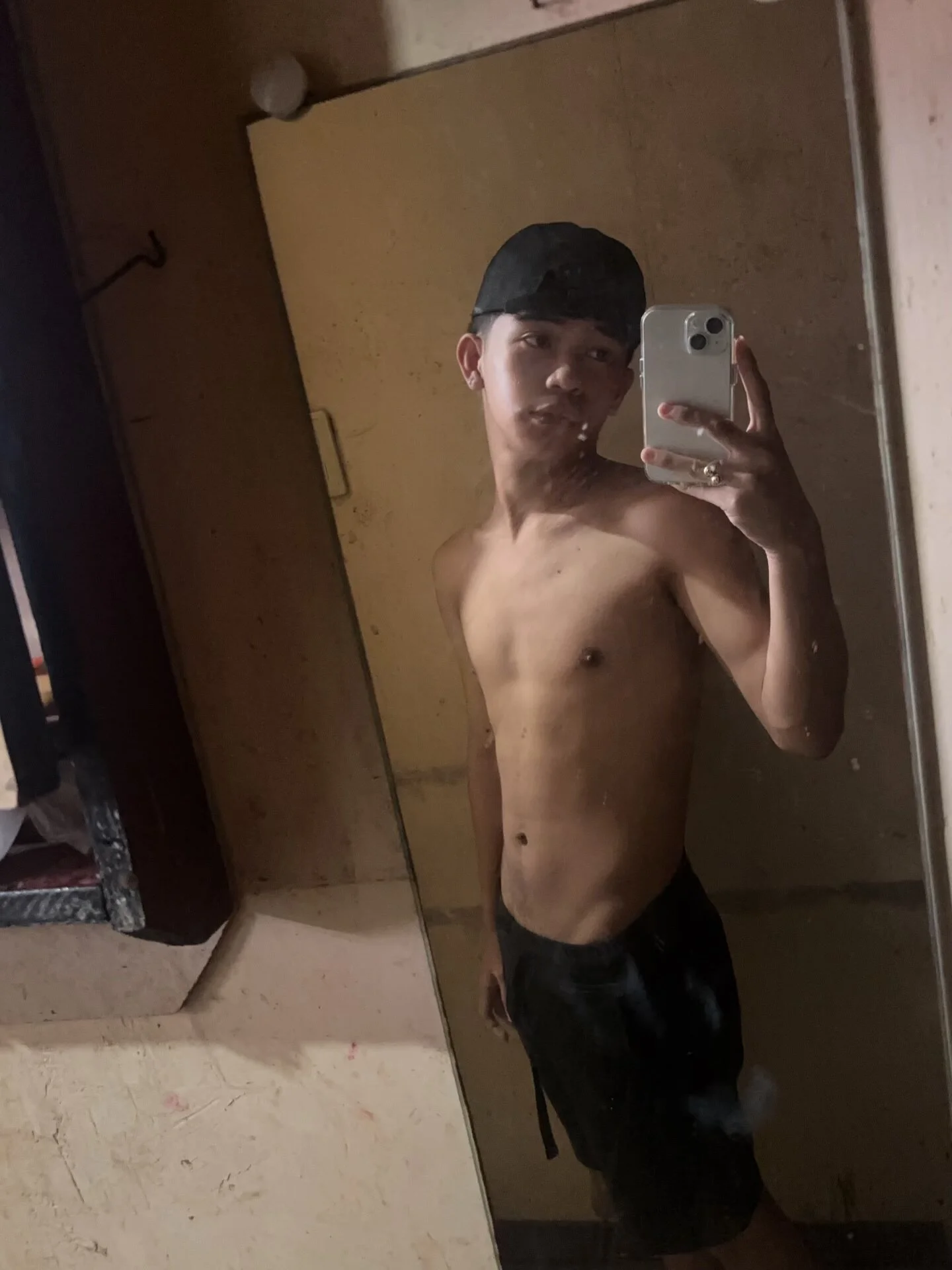 XXX Porn Photo of Nude Twink_chriz 5