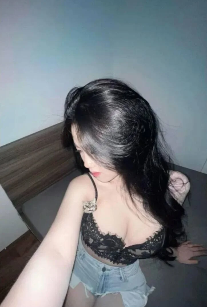 XXX Porn Photo of Nude Linksys_nicee 2
