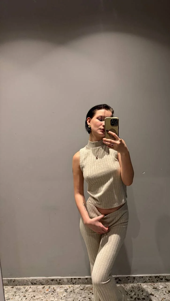 XXX Porn Photo of Nude RiaFoxHi 4