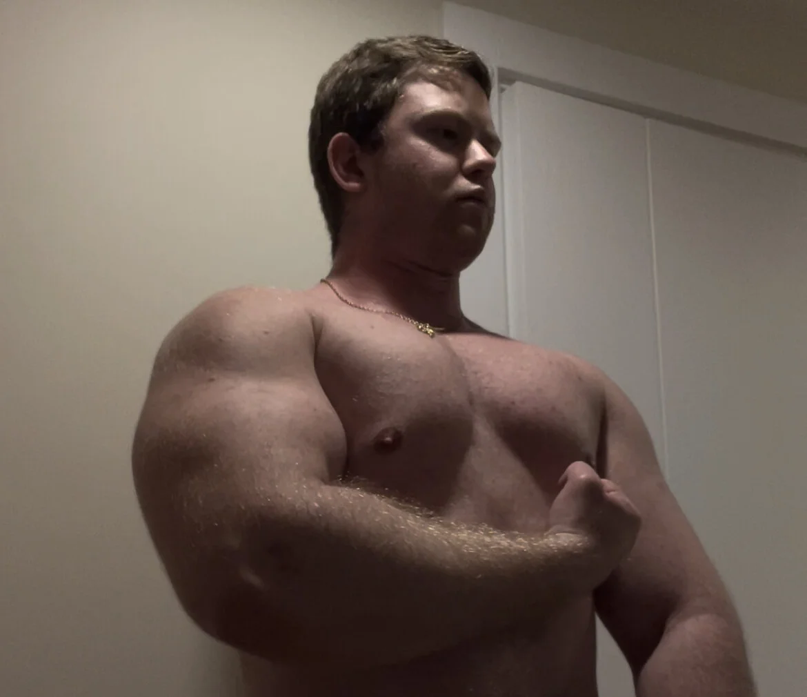XXX Porn Photo of Nude big_and_kind 2