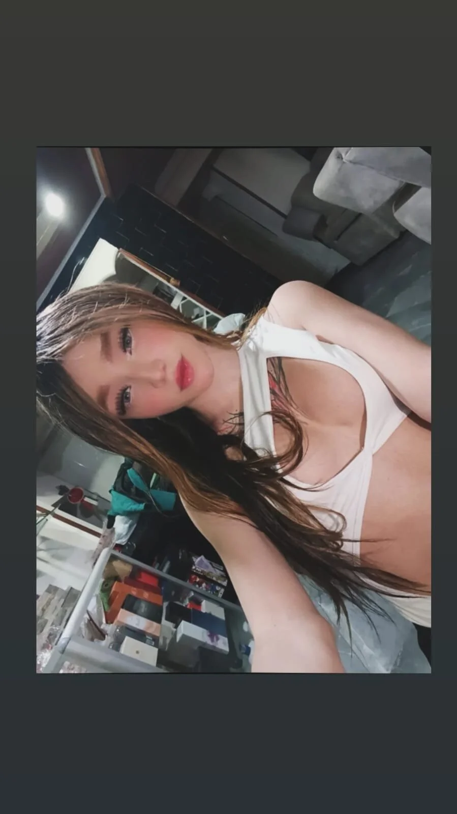 XXX Porn Photo of Nude star_bonss 2