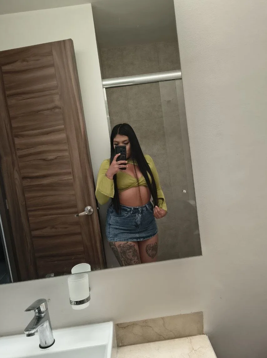 XXX Porn Photo of Nude aleenavarro 1