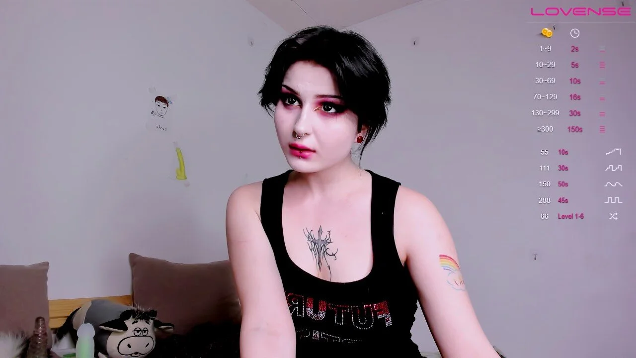 XXX Porn Photo of Nude little_grinch666 9