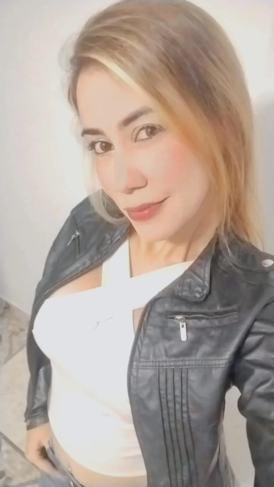 XXX Porn Photo of Nude emmy_rose25 4