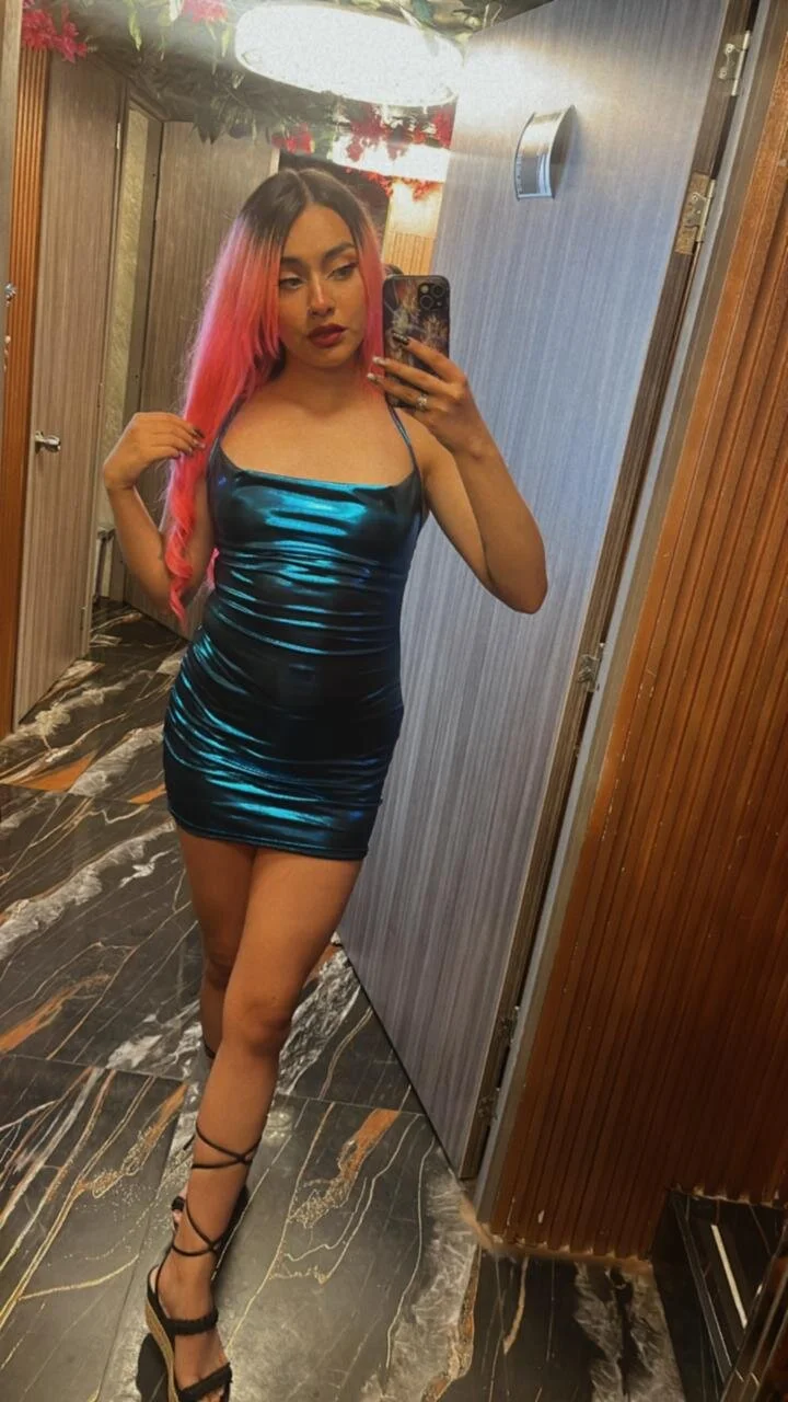 XXX Porn Photo of Nude lily3_4 1