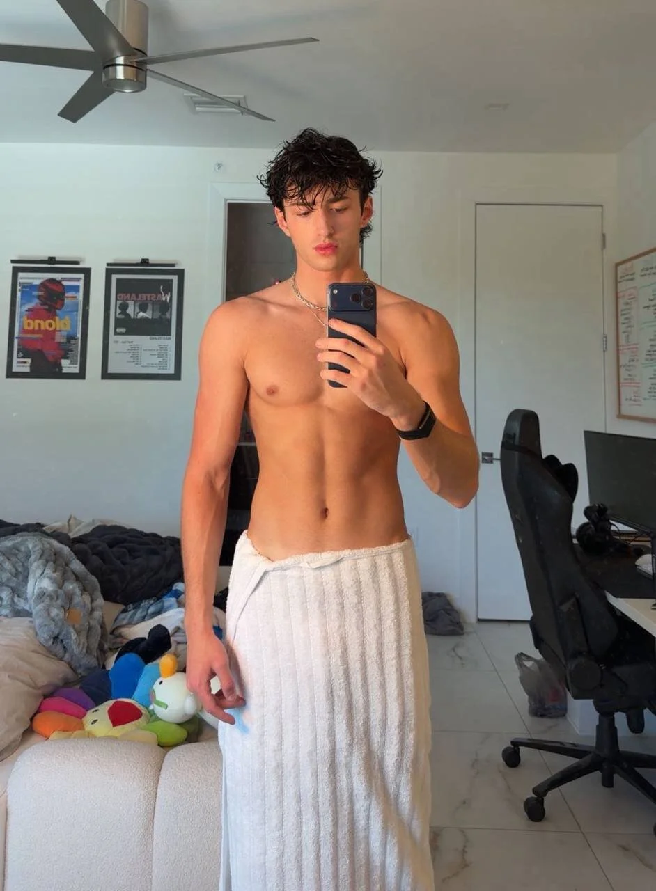 XXX Porn Photo of Nude TheJakeRichard 3