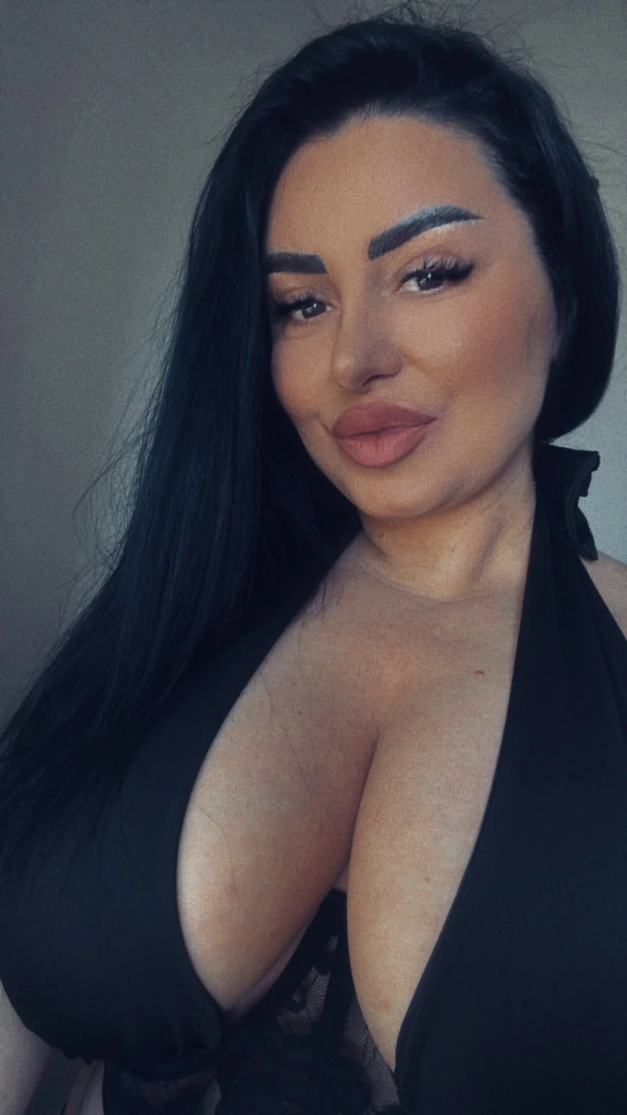 XXX Porn Photo of Nude SellenaBigBoobs 5