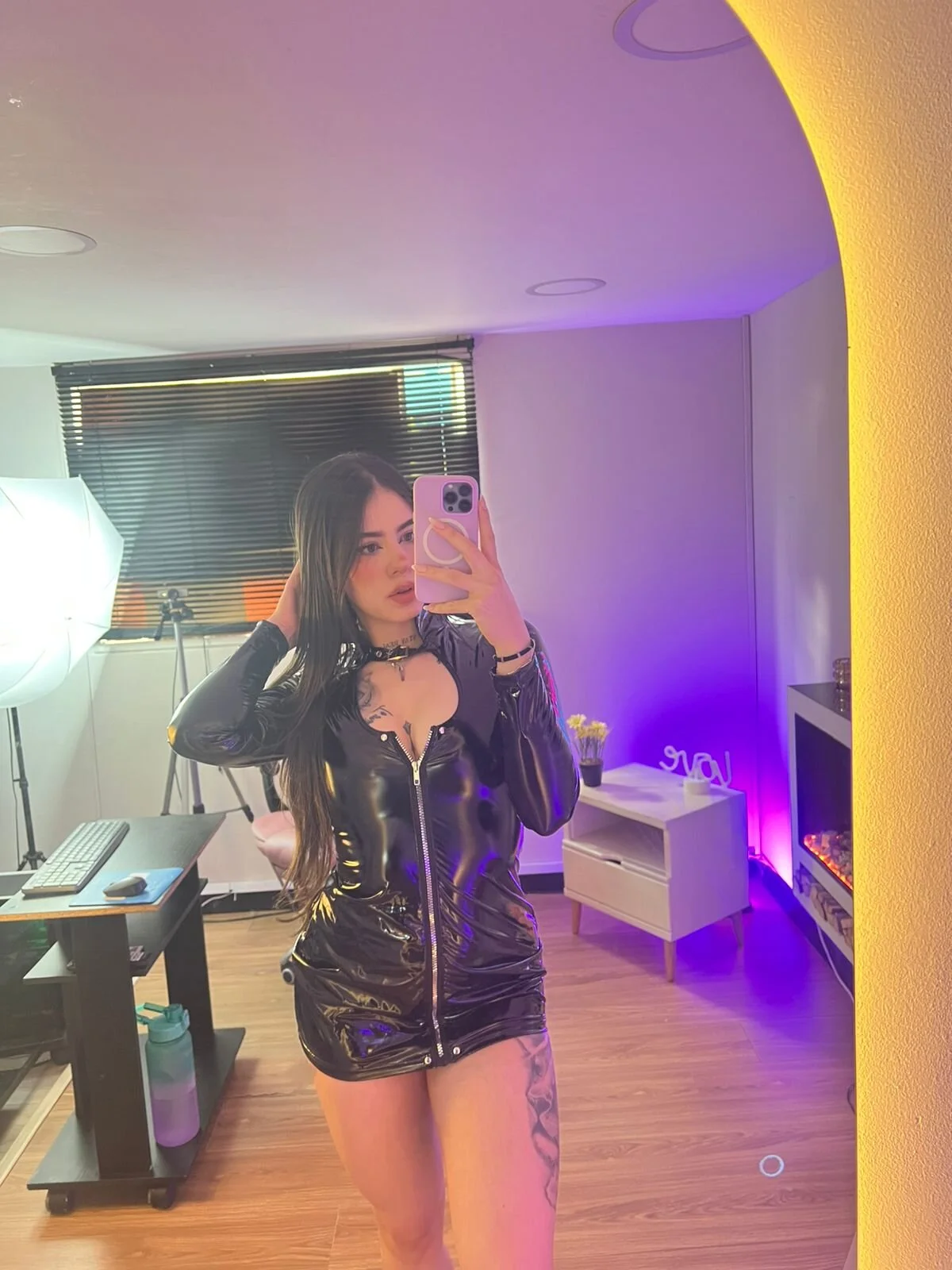 XXX Porn Photo of Nude Alice_Vixen 201
