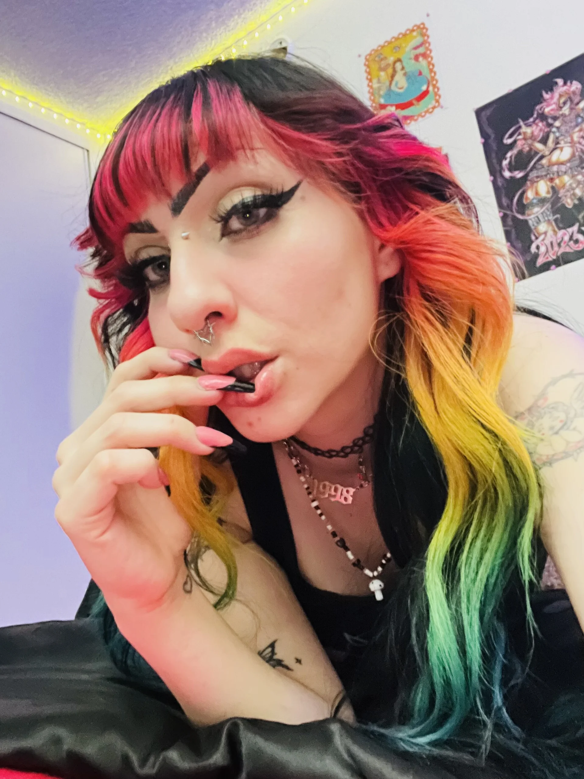 XXX Porn Photo of Nude ChrryFoxx 2