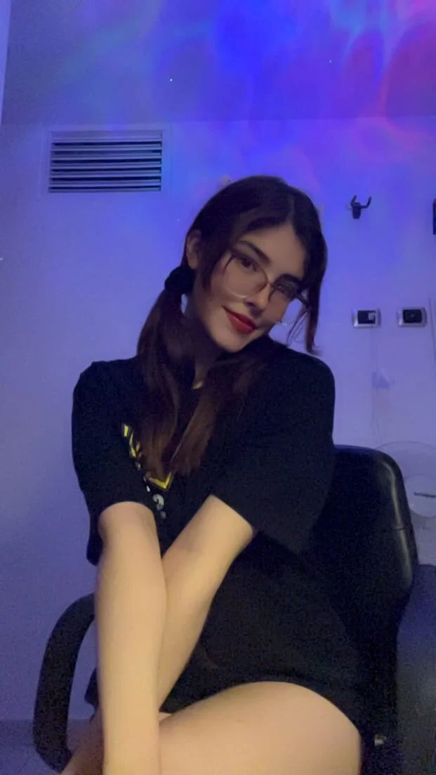 XXX Porn Photo of Nude AmberPixie_ 8