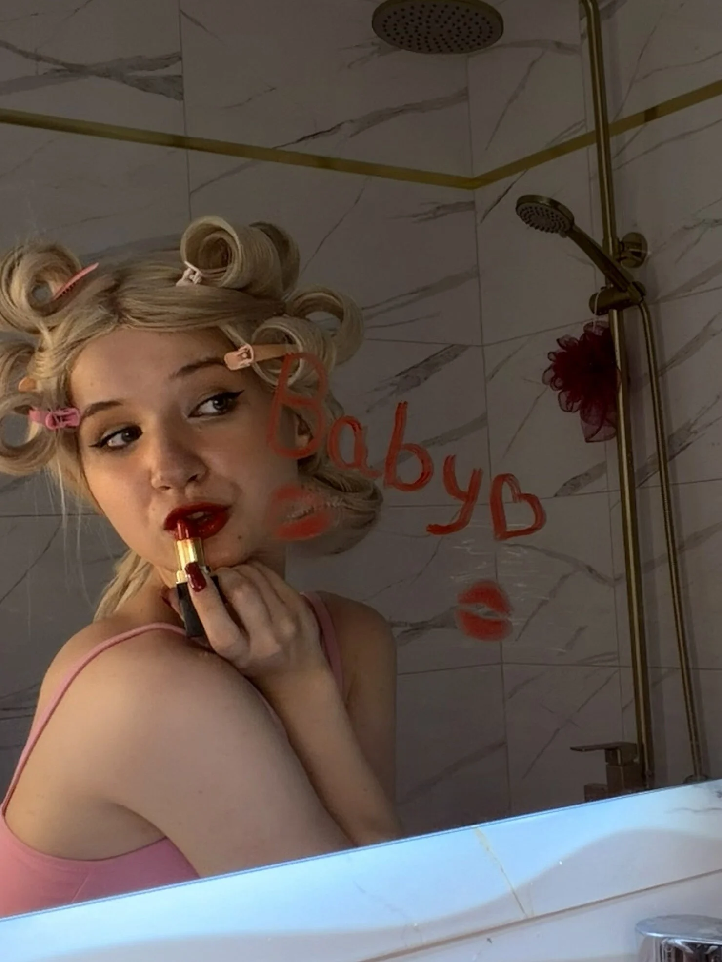 XXX Porn Photo of Nude VikkiiSecret 4