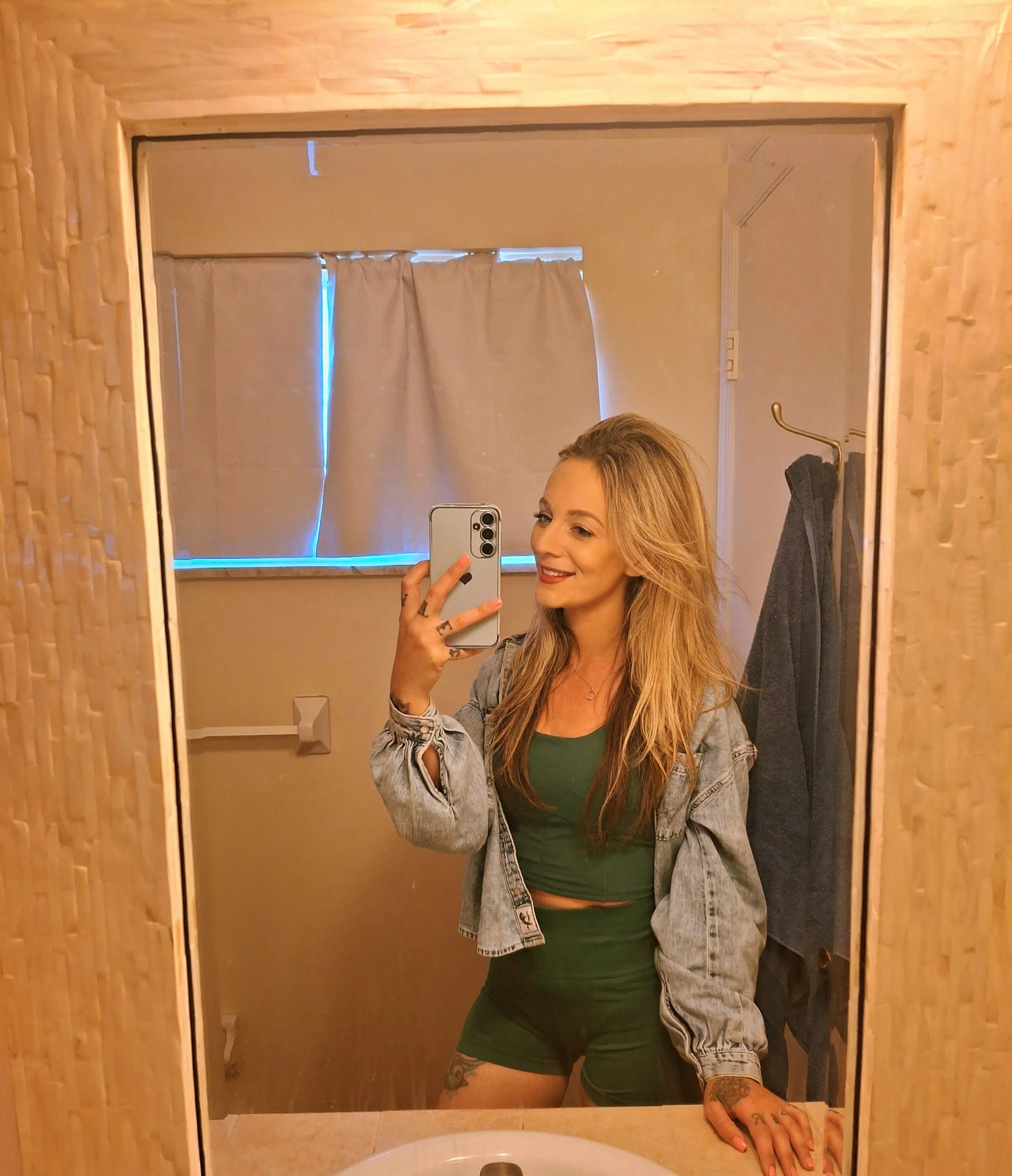 XXX Porn Photo of Nude Heyitsmee33 7