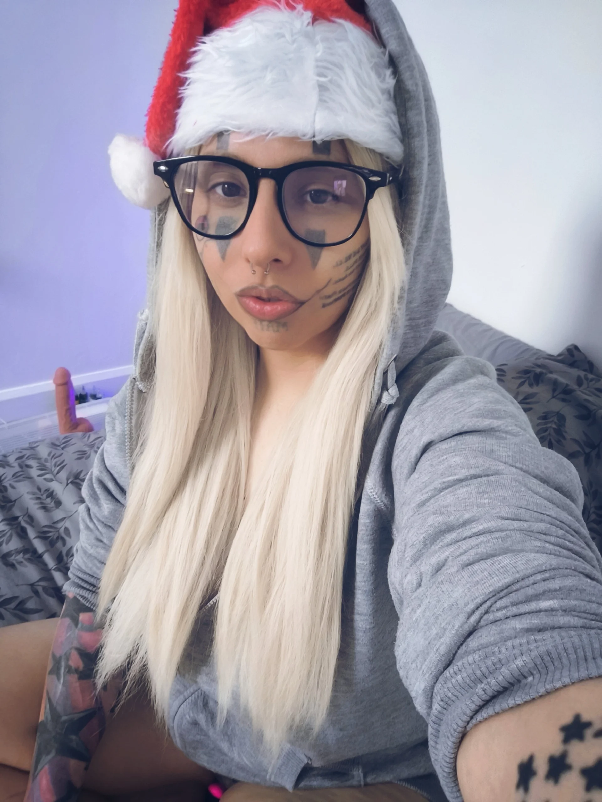 XXX Porn Photo of Nude YoungDaddysGirlPOV 3