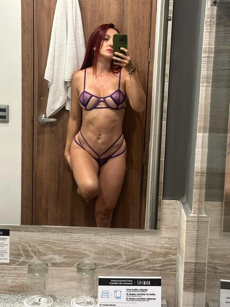 XXX Porn Photo of Nude sophivans_milf 10