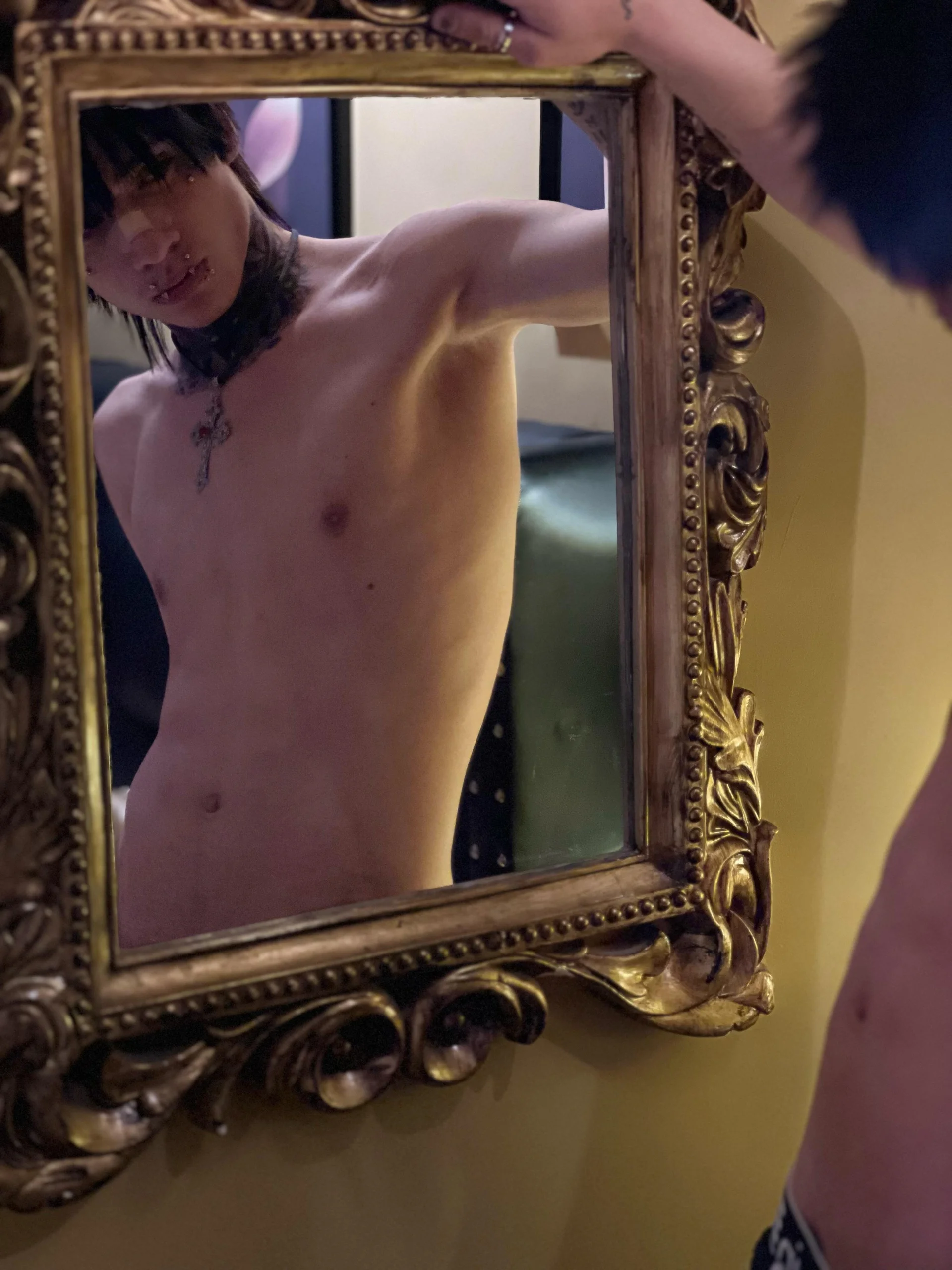 XXX Porn Photo of Nude koryu_skull 21