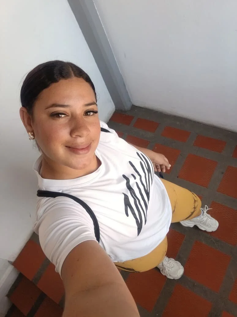 XXX Porn Photo of Nude yeilamassbig 15