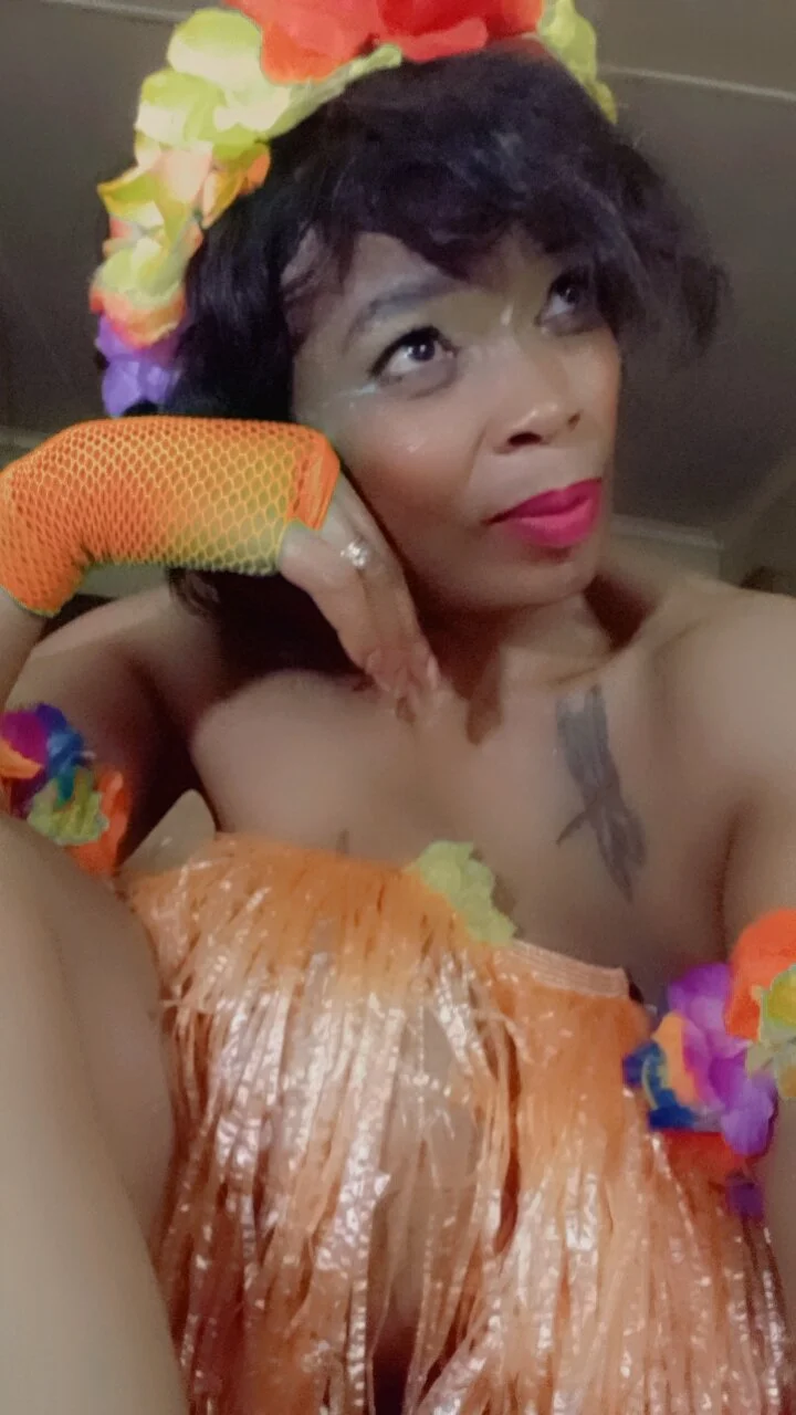 XXX Porn Photo of Nude Gucci_Bx 543