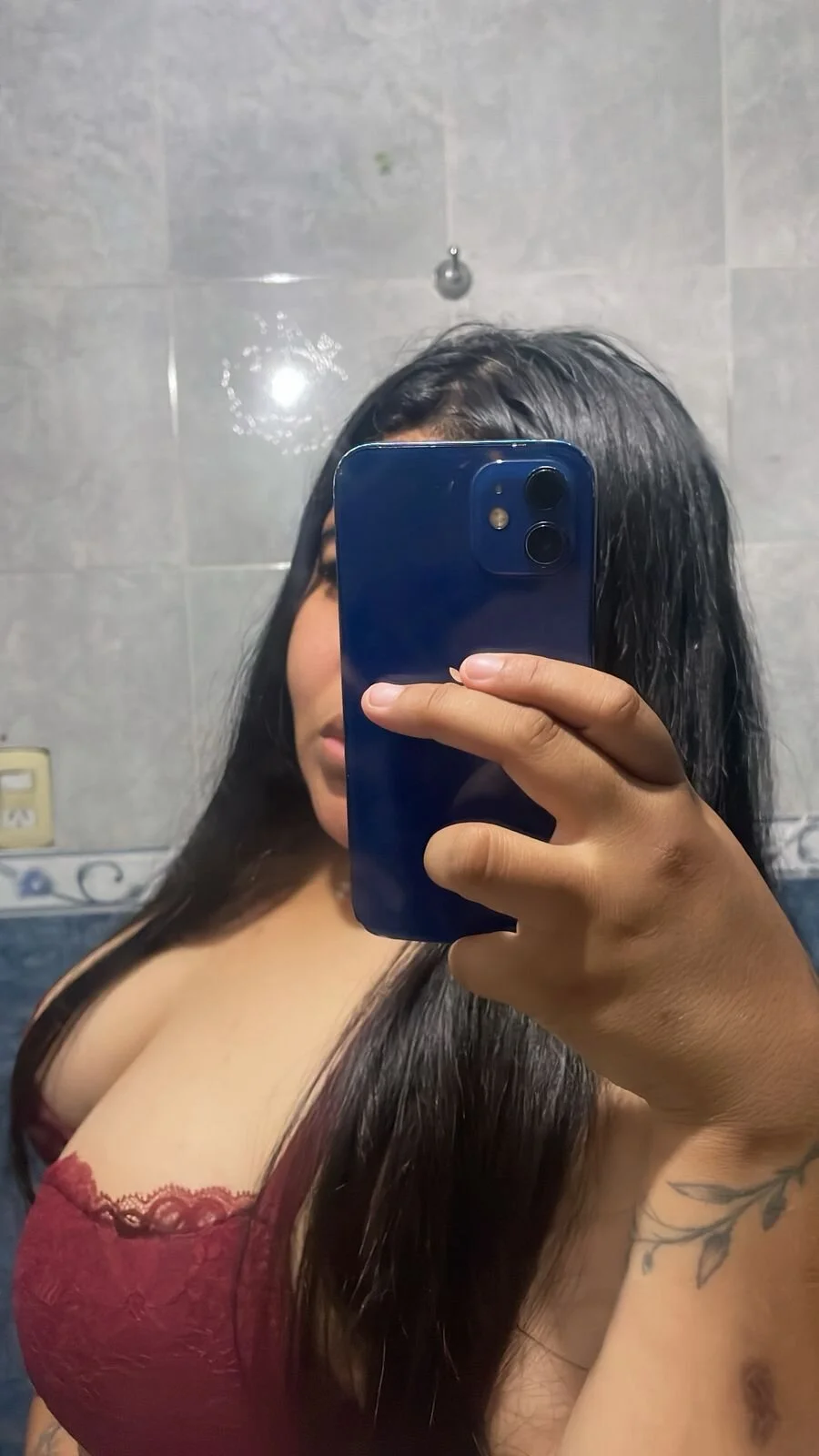 XXX Porn Photo of Nude bebeeecitahot33 1