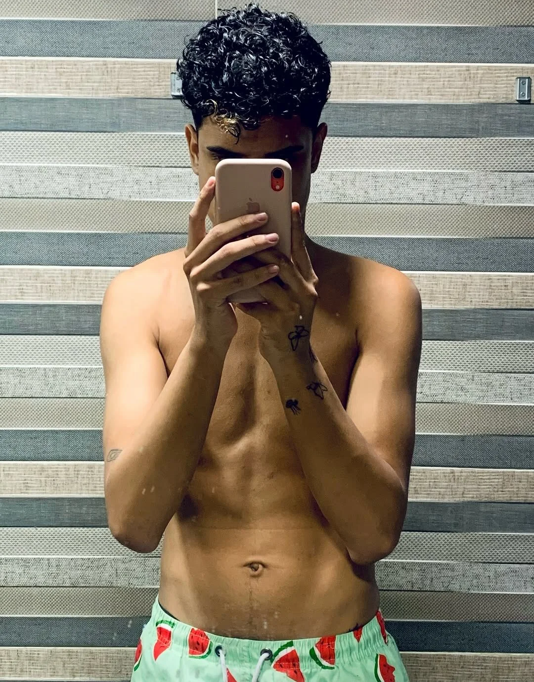 XXX Porn Photo of Nude exotic_boysxx 44