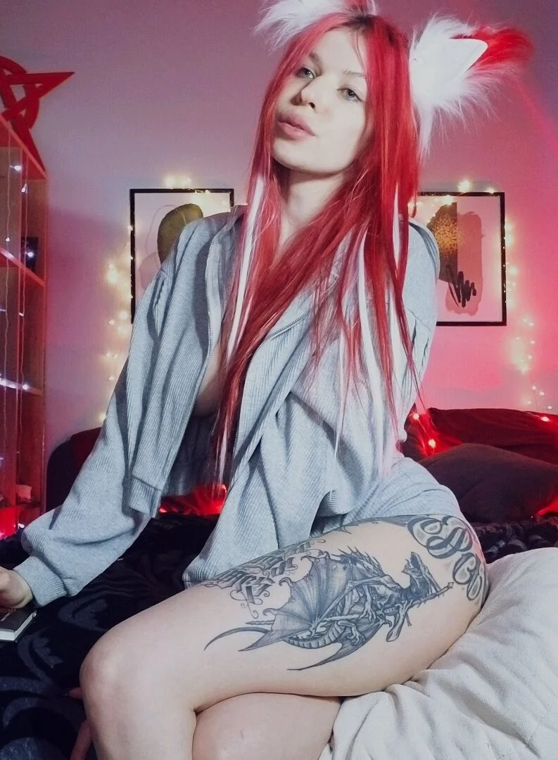 XXX Porn Photo of Nude Devil_s_bride 10