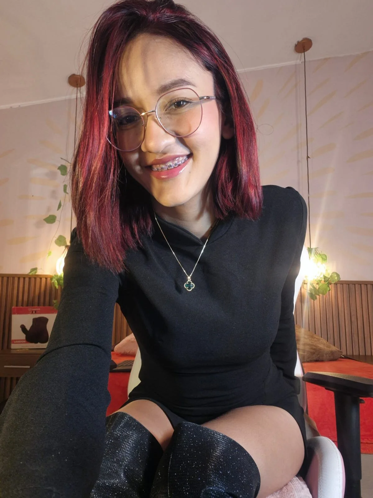 XXX Porn Photo of Nude daphne_courtis 35