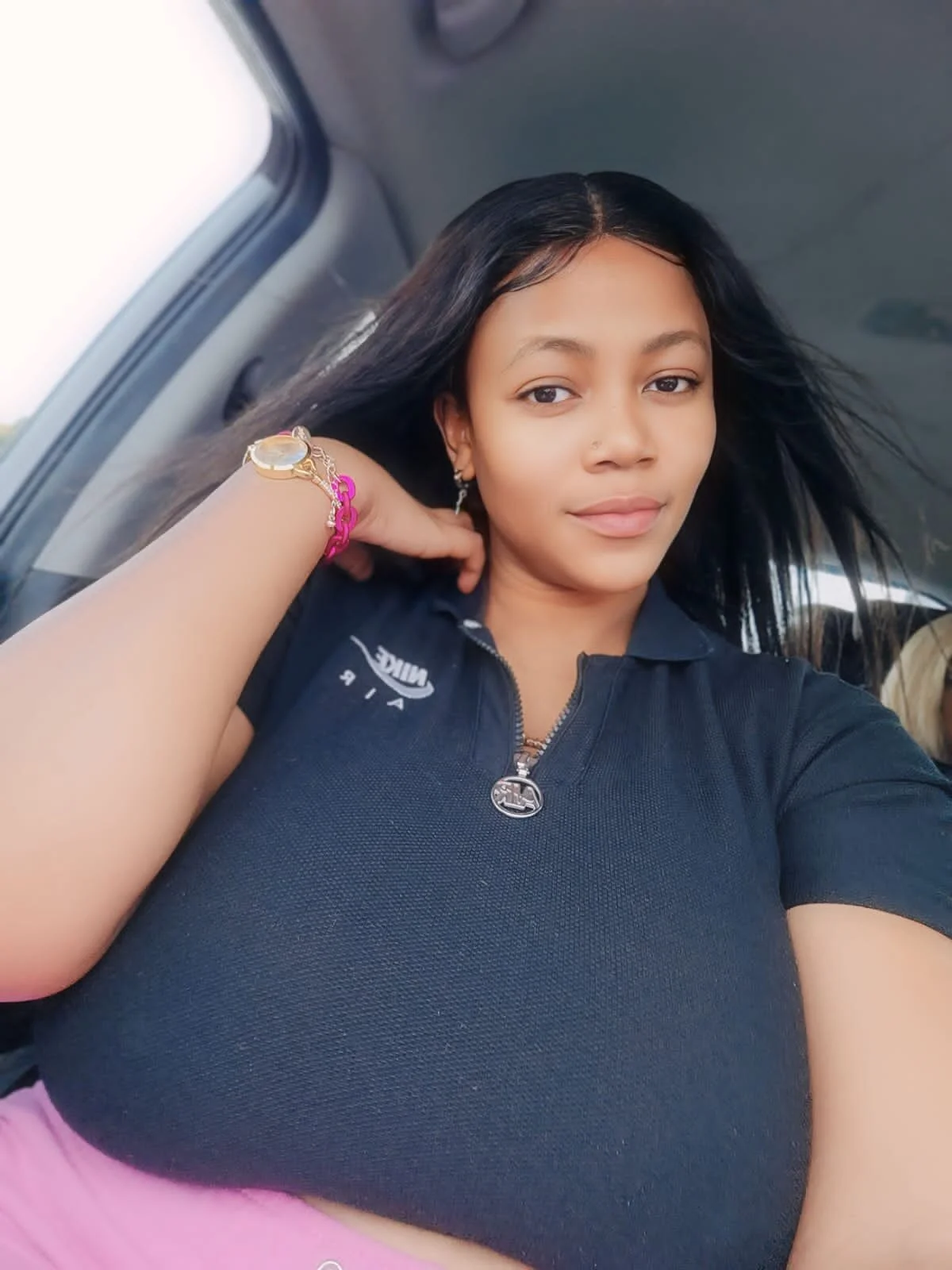 XXX Porn Photo of Nude curvybigassqueen 4