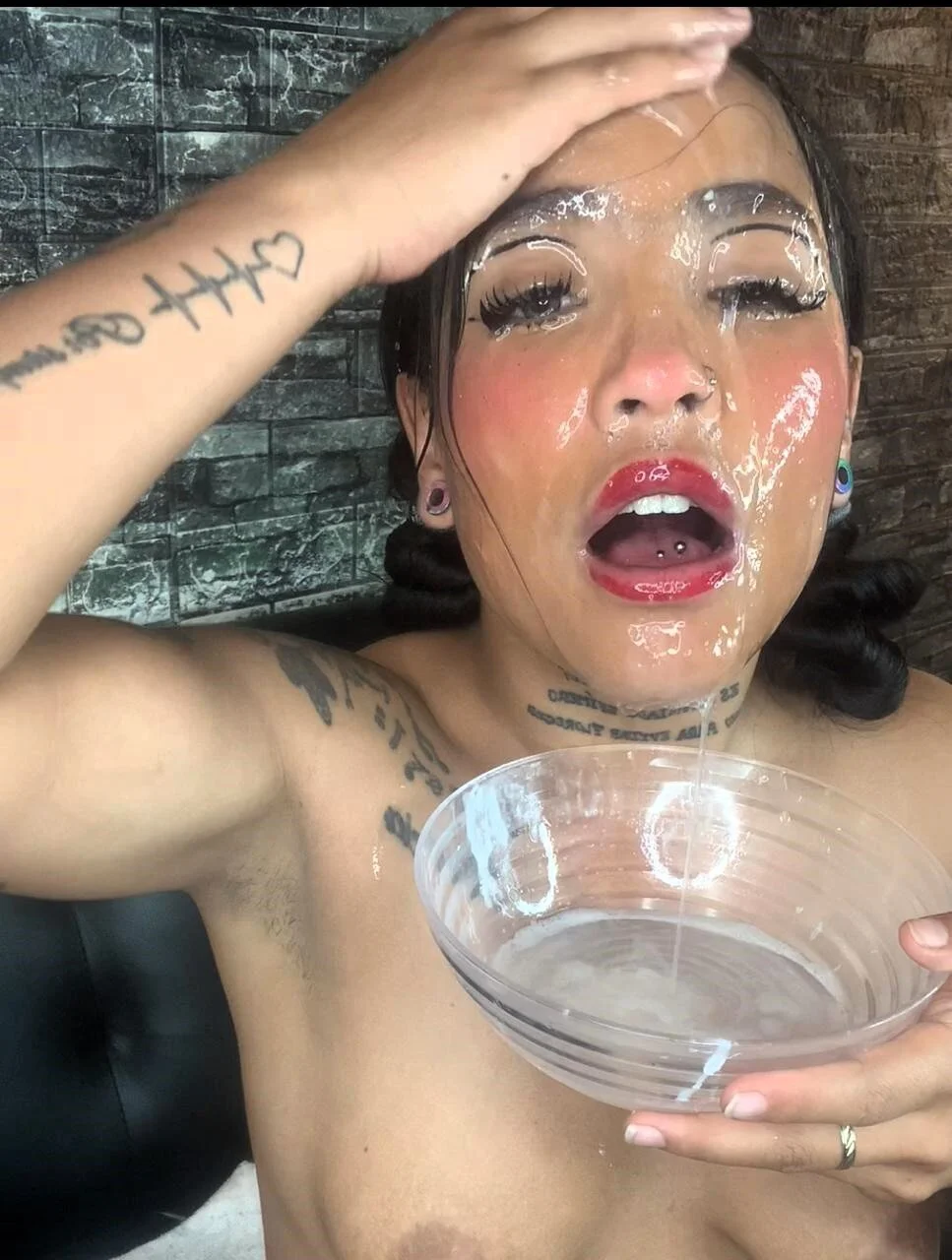 XXX Porn Photo of Nude miss_vaiolette 1