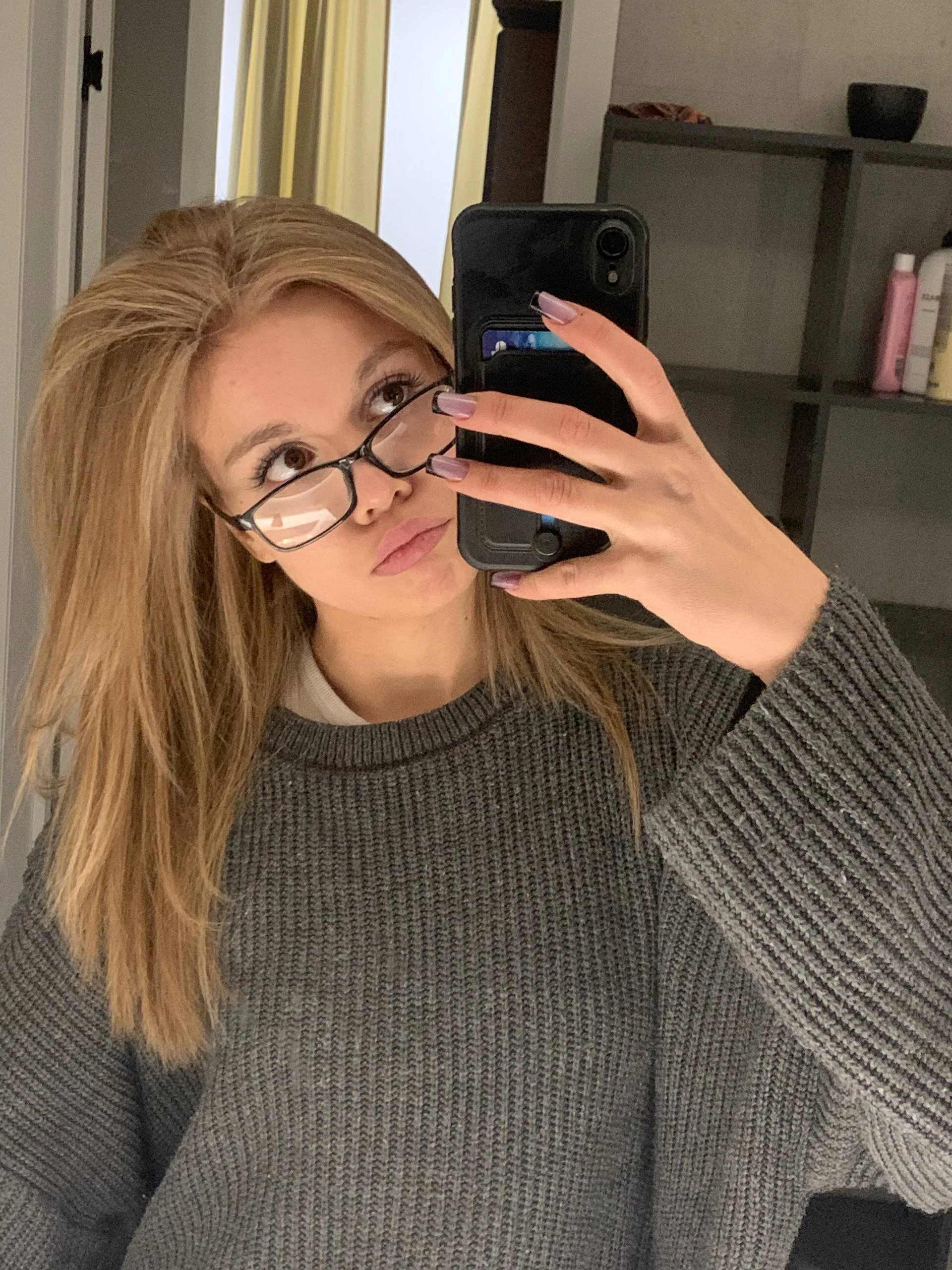 XXX Porn Photo of Nude ScarletMarnei 13