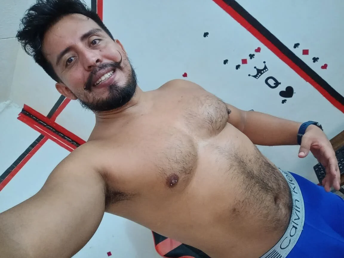 XXX Porn Photo of Nude KalethBigDick 2004