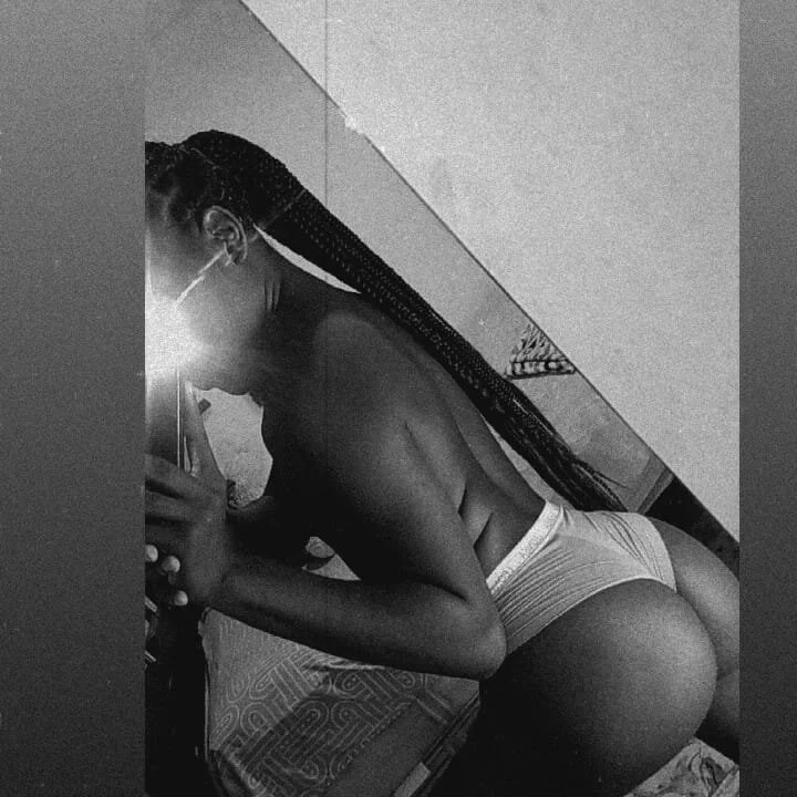 XXX Porn Photo of Nude taylor_hot85 8