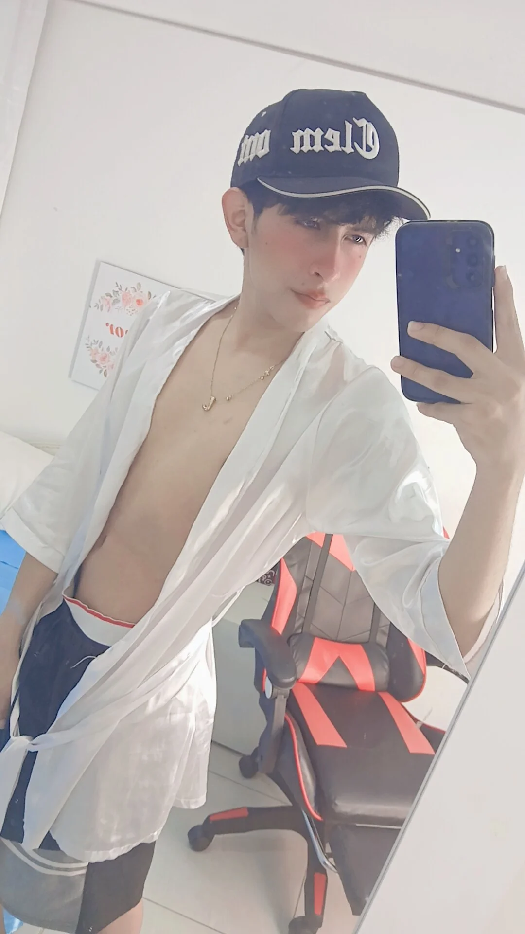 XXX Porn Photo of Nude julian_xx 1